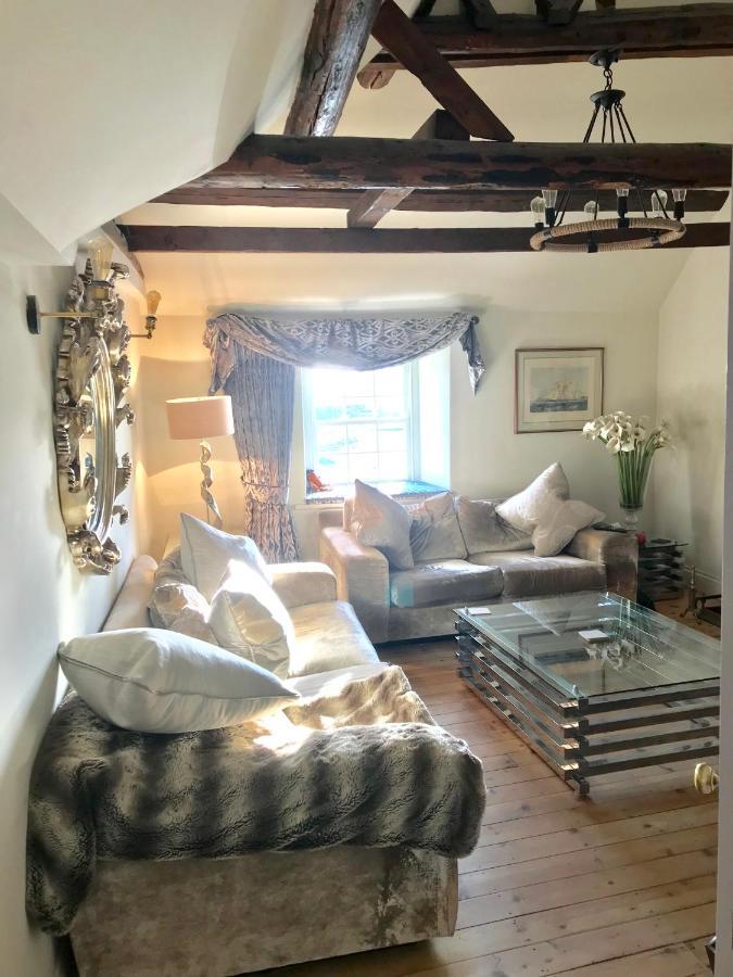 Duke Of Monmouth Penthouse Luxury Apartment, Lyme Regis, 3 Bedroom, Hot Tub, Garden, Dog Friendly Eksteriør billede